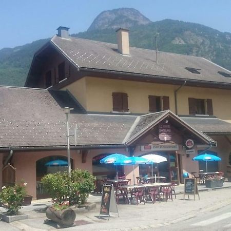Le Grand Chatelard Hotel Bar Restaurant Sainte-Marie-de-Cuines Esterno foto