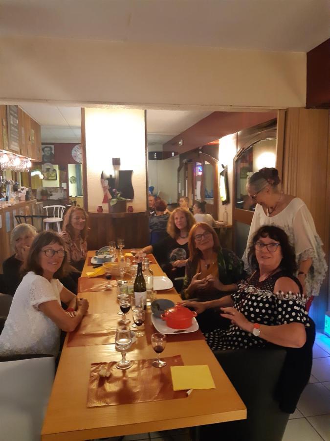 Le Grand Chatelard Hotel Bar Restaurant Sainte-Marie-de-Cuines Esterno foto